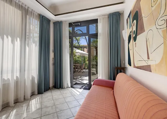 4 Mehari Apartmán Varigotti