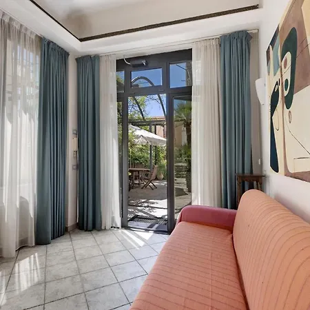 4 Mehari Apartment Varigotti