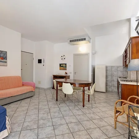 Διαμέρισμα 4 Mehari