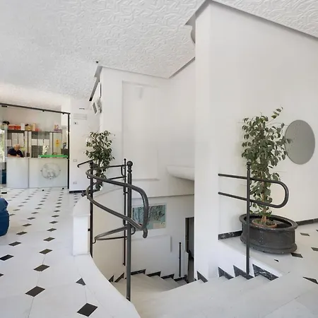 4 Mehari Apartment *